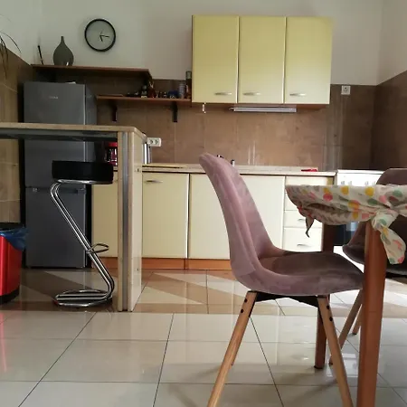Karmen Apartamento