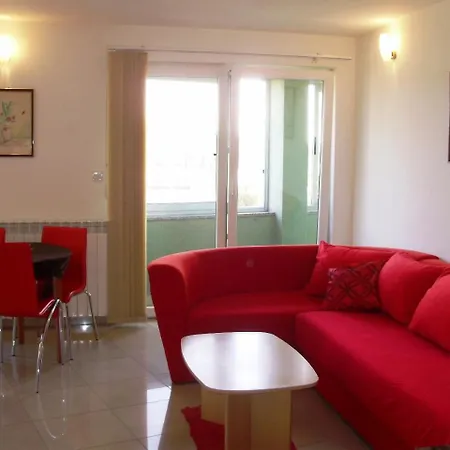 Karmen Appartement Pula