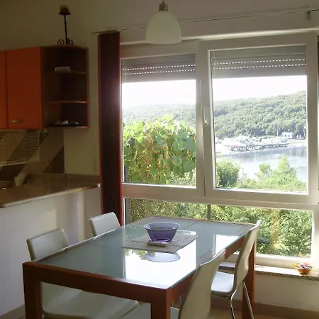 Appartement Karmen *