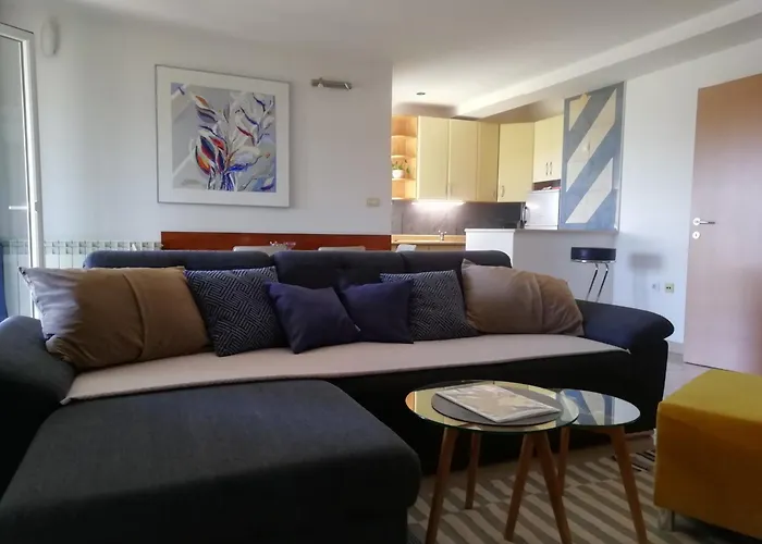 Karmen Apartamento Pula